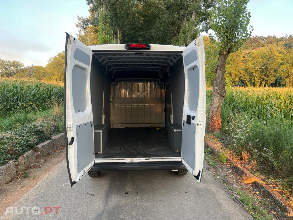 Fiat Ducato L2H2 (47-kWh)
