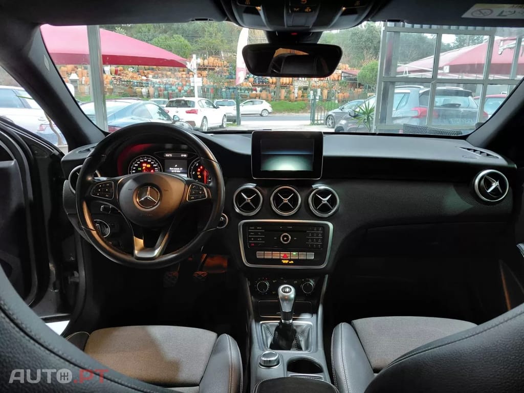 Mercedes-Benz A 180 d Urban