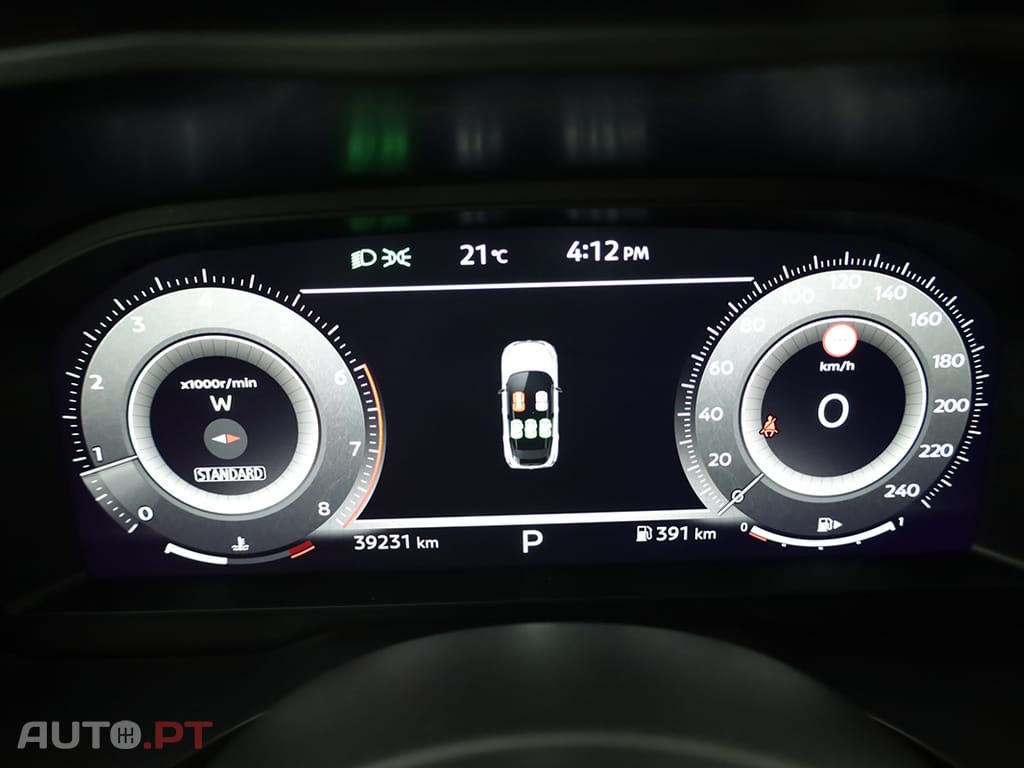 Nissan Qashqai Qashqai 1.3 DIG-T N-Connecta LED Xtronic