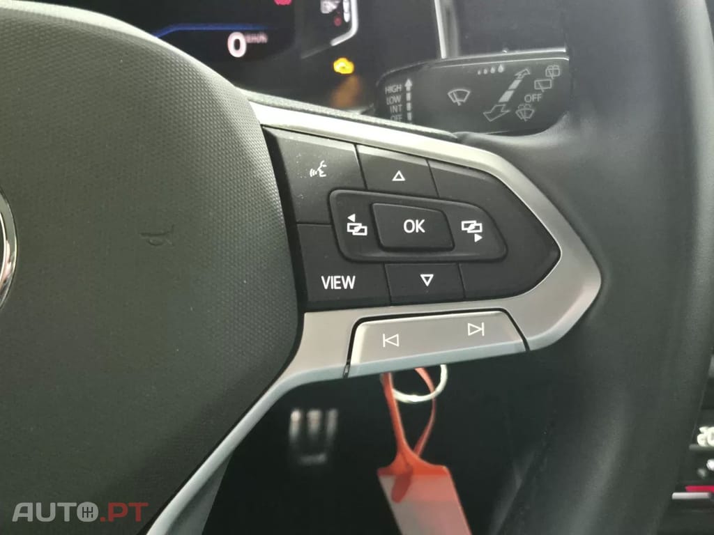 Volkswagen Taigo 1.0 TSI R-DESIGN