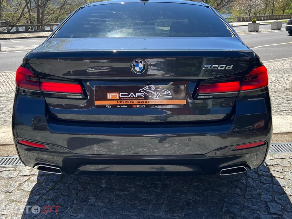 BMW 520 d Pack Desportivo M Auto