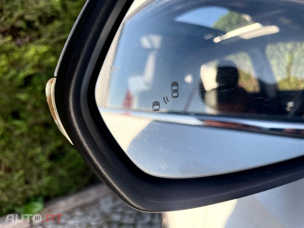 MG ZS EV 44.5 kWh Luxury