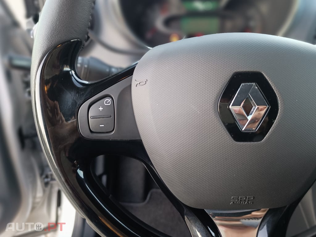 Renault Captur 1.5 dCi Exclusive EDC - 2.900 Km´s