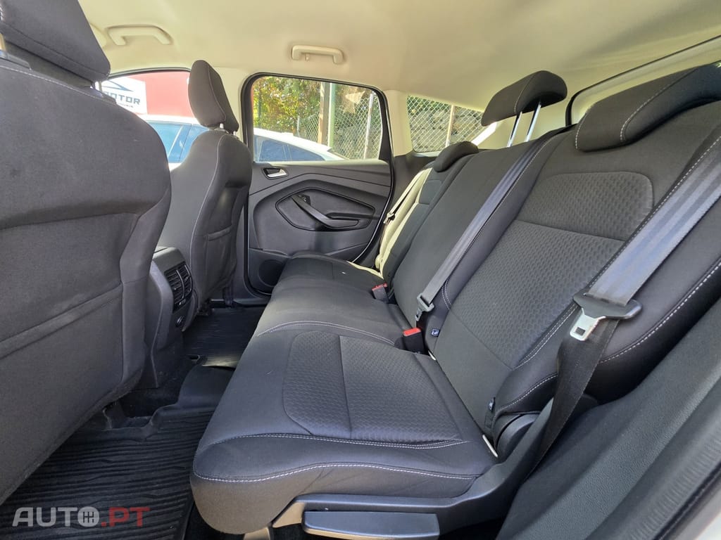 Ford Kuga 1.5 TDCi Business