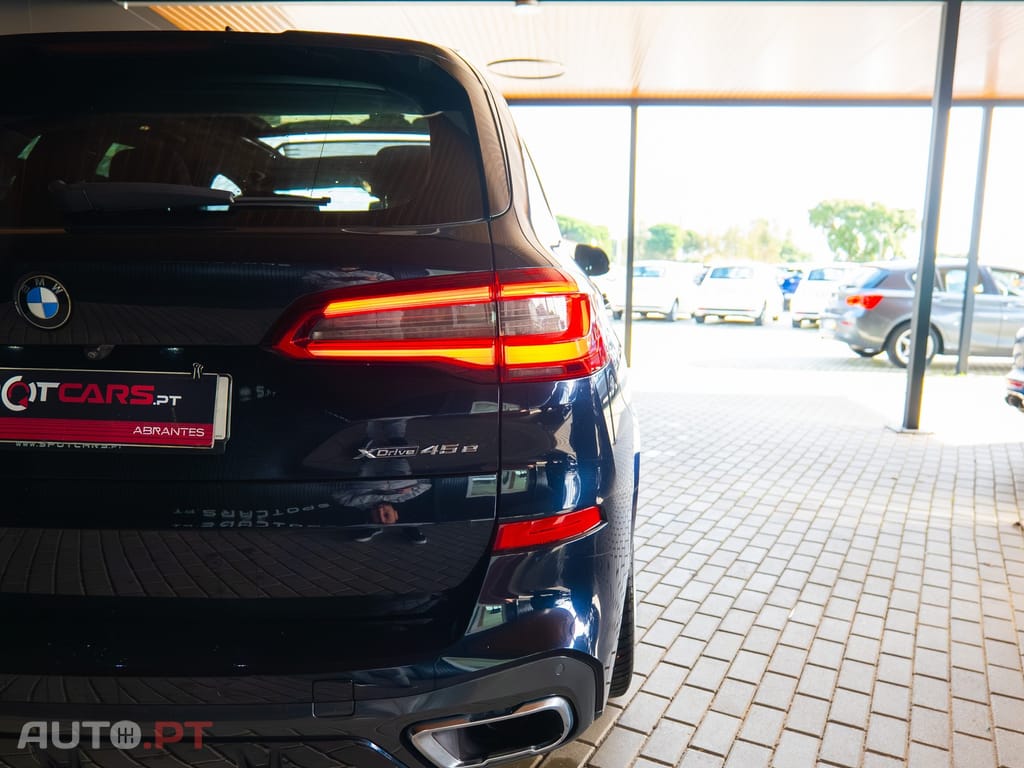 BMW X5 45 e xDrive Pack M