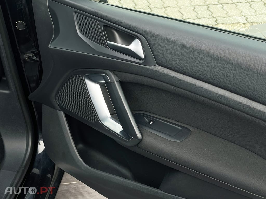 Peugeot 308 1.5 BlueHDi Style