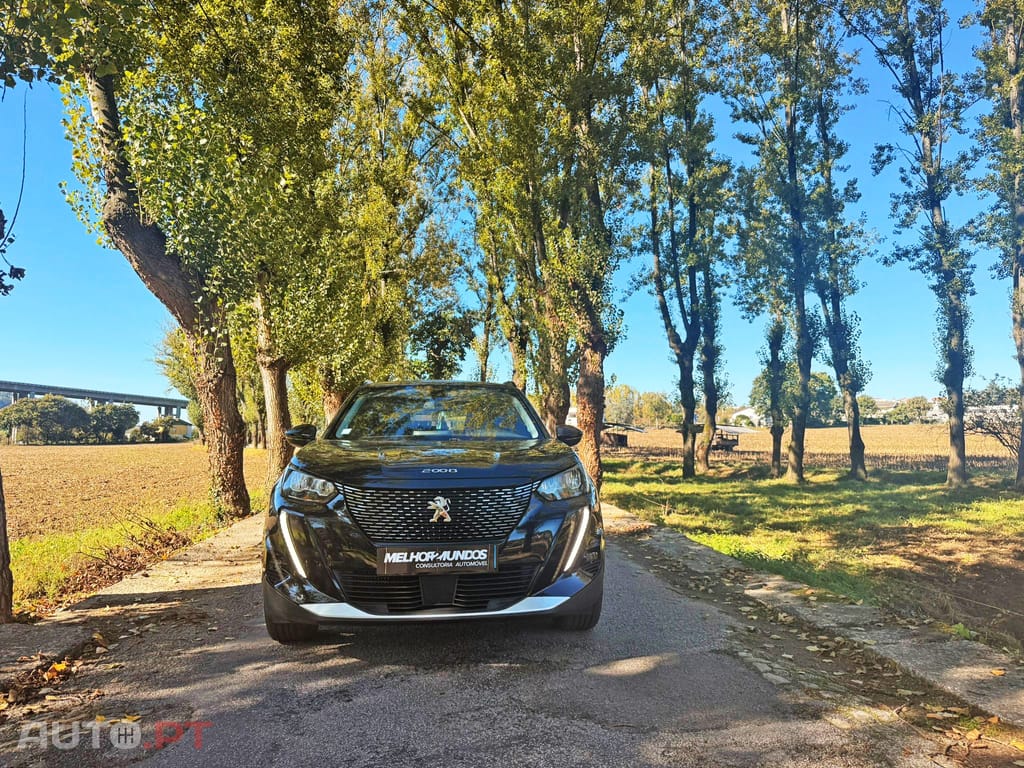 Peugeot 2008 1.5 BlueHDi Allure EAT8