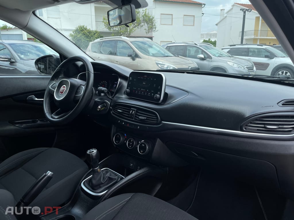 Fiat Tipo 1.3 M-Jet Lounge
