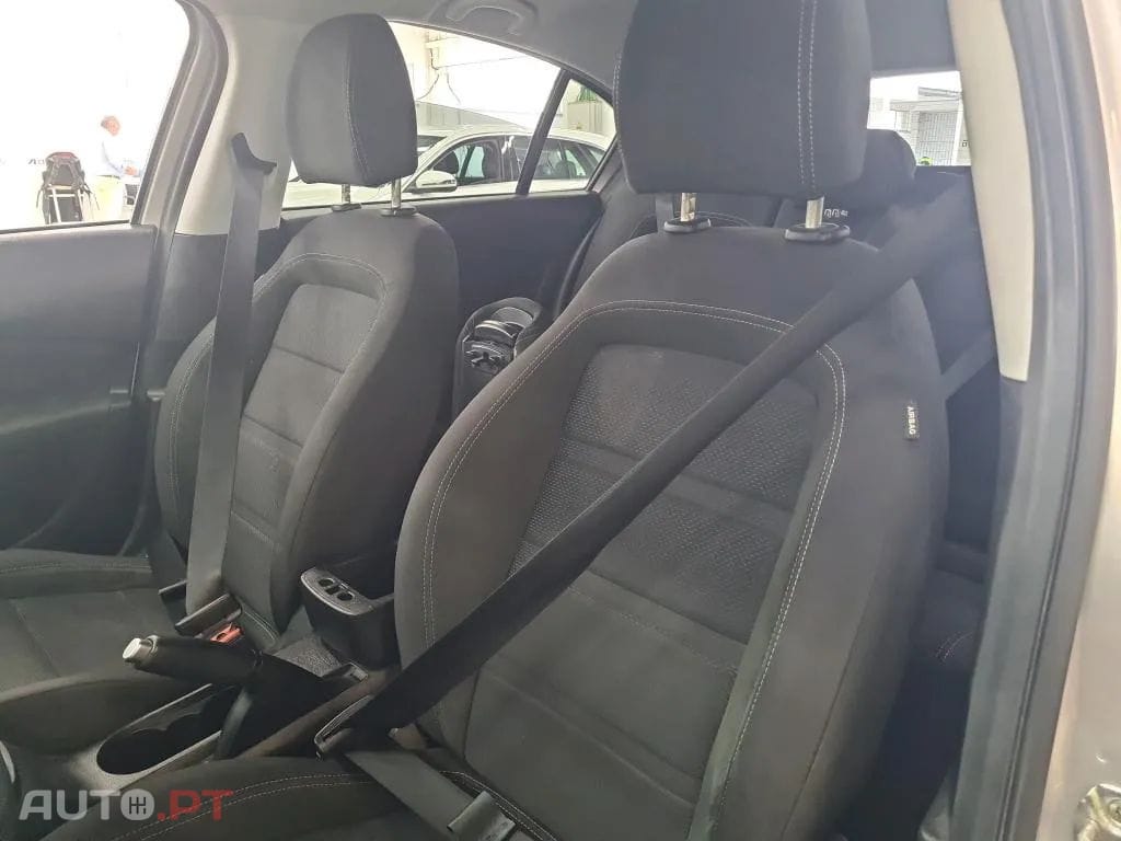 Fiat Tipo 1.3 M-Jet Lounge