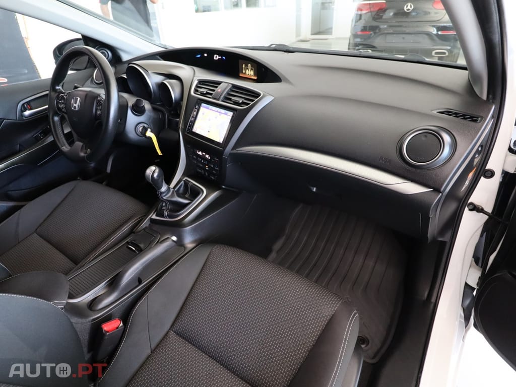 Honda Civic 1.6 i-DTEC Elegance Connect Navi