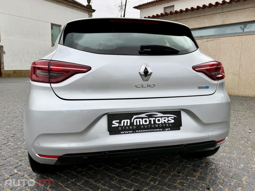 Renault Clio 1.6 E-Tech Intens