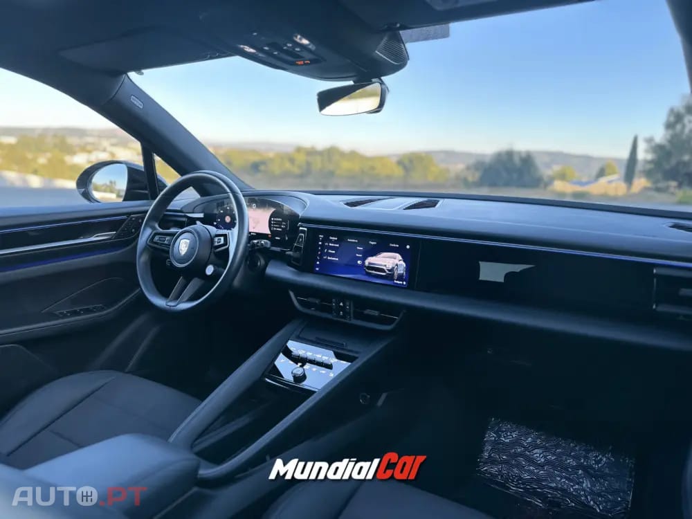 Porsche Macan Electric 4