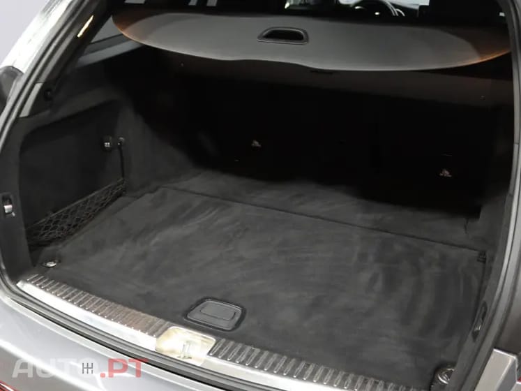 Mercedes-Benz C 300 BlueTEC Hybrid AMG Line