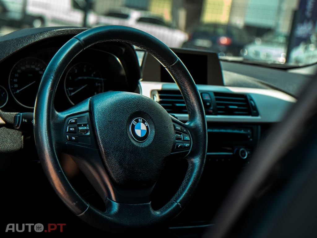 BMW 318 d Touring Auto