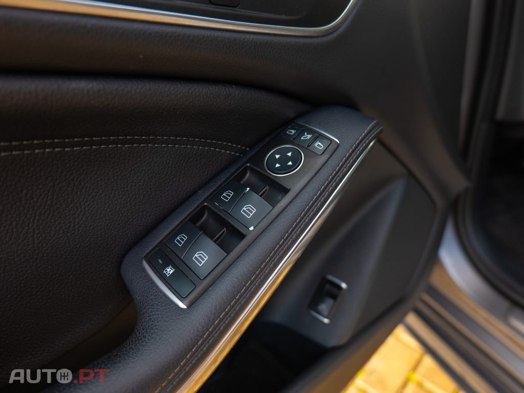 Mercedes-Benz CLA 220 d 7G-DCT AMG Line