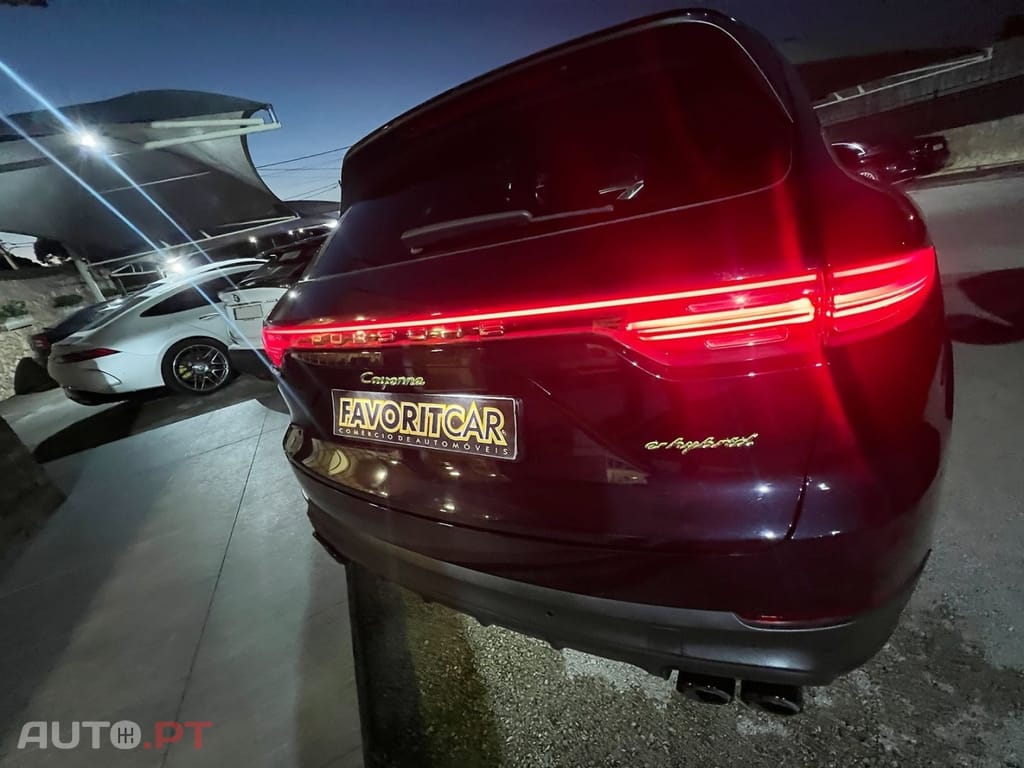 Porsche Cayenne E-Hybrid Platinum Edition