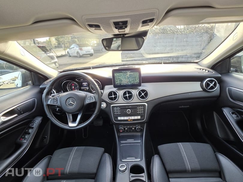 Mercedes-Benz GLA 220 d 4Matic 7G-DCT Urban