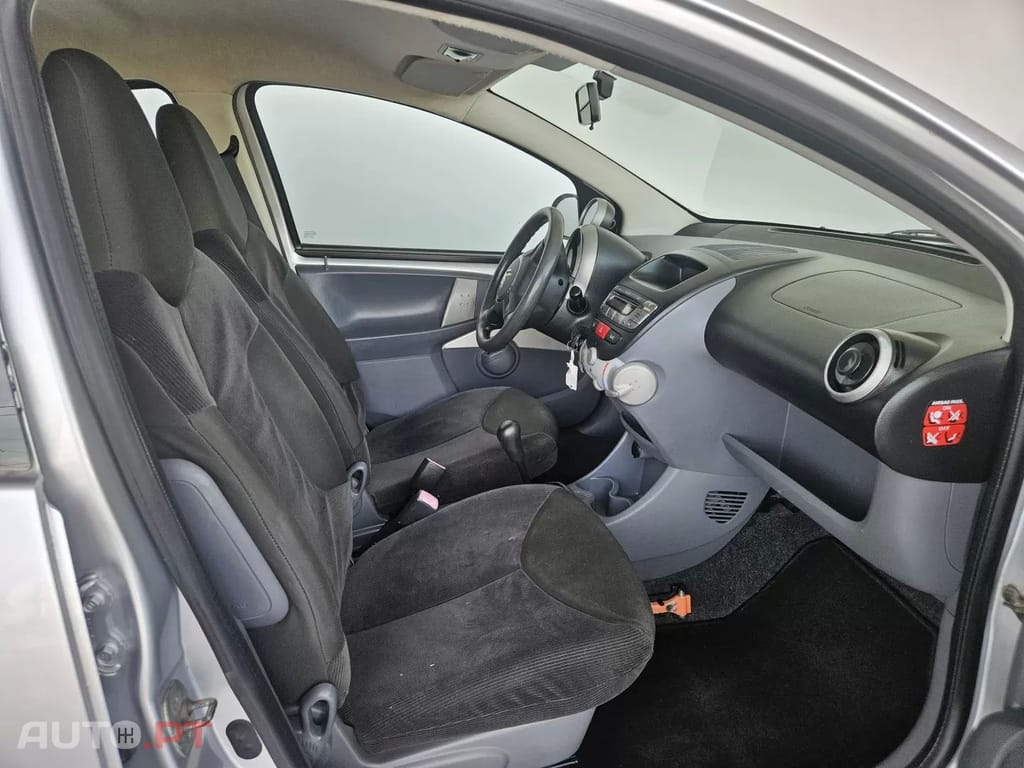 Citroën C1 1.0 Selection — fotografia 5