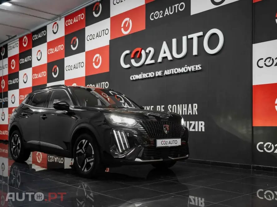 Peugeot 2008 1.2 PureTech Allure EAT8