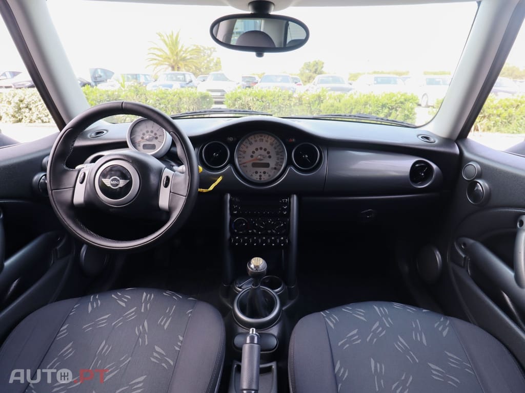MINI Cooper One 1.4 D