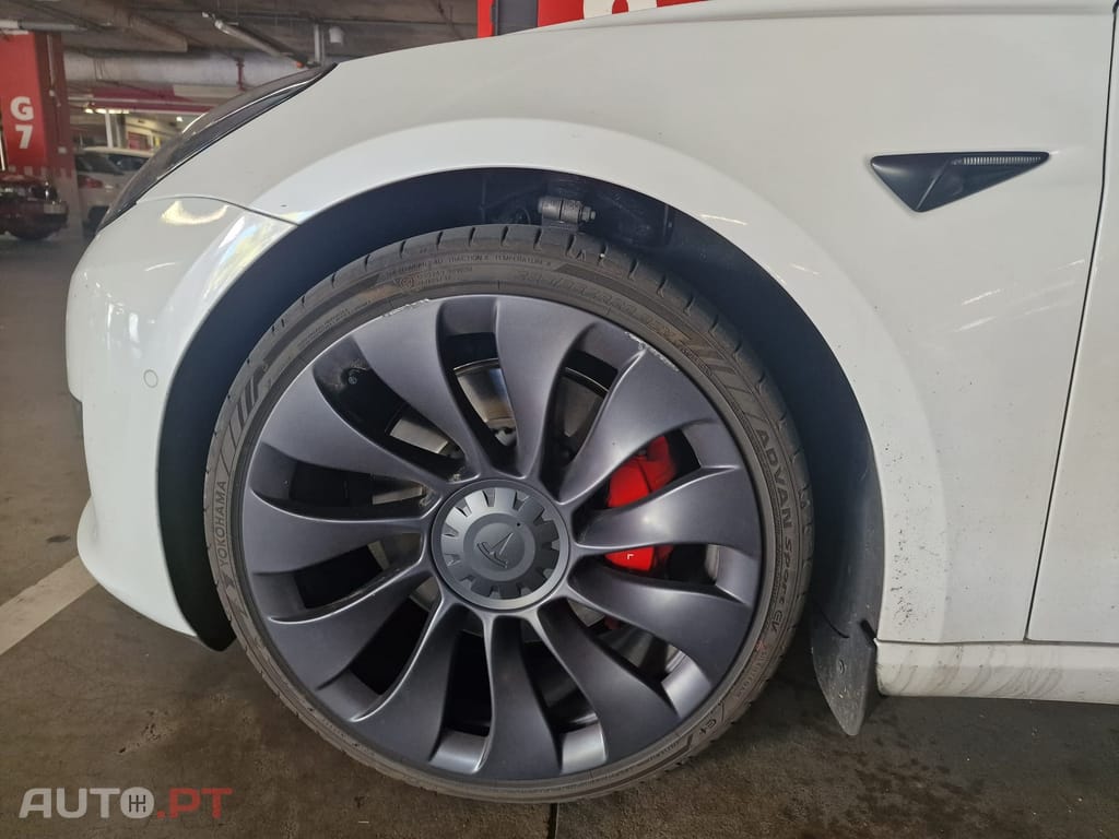 Tesla Model 3 Performance Dual Motor AWD