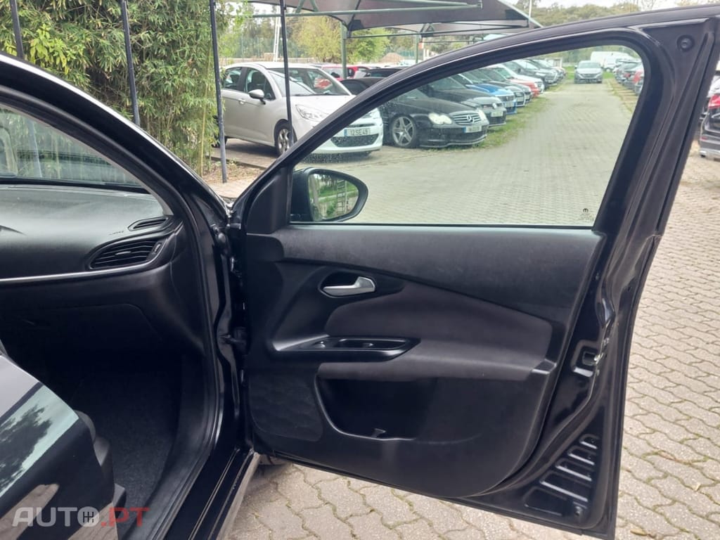 Fiat Tipo 1.6 M-Jet Lounge J17 DCT