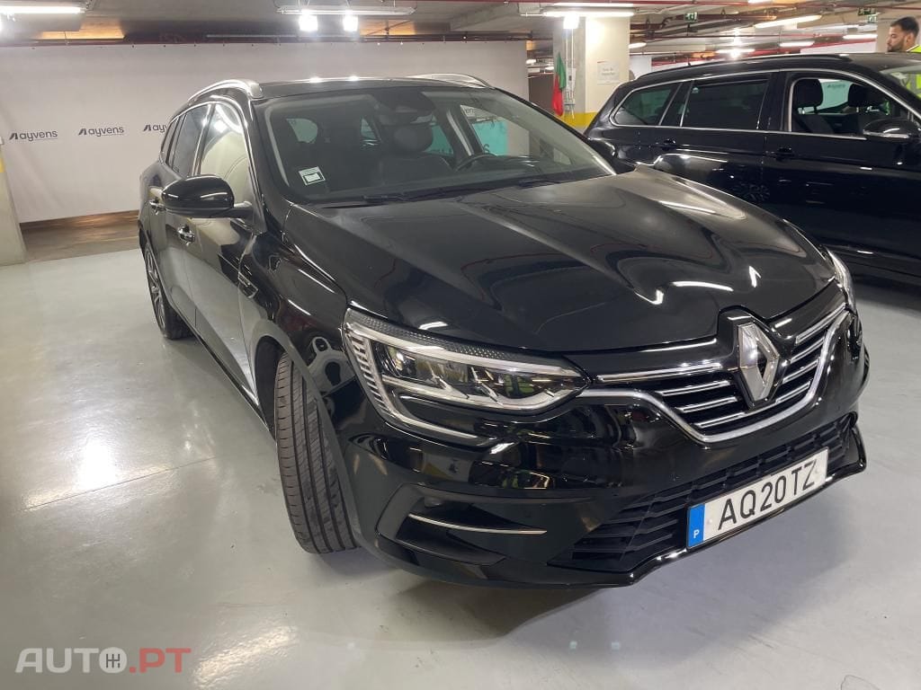 Renault Mégane Sport Tourer 1.5 Blue dCi Intens EDC