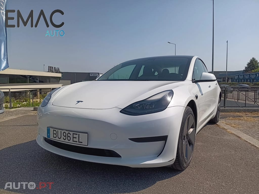 Tesla Model 3 Standard Range Plus RWD