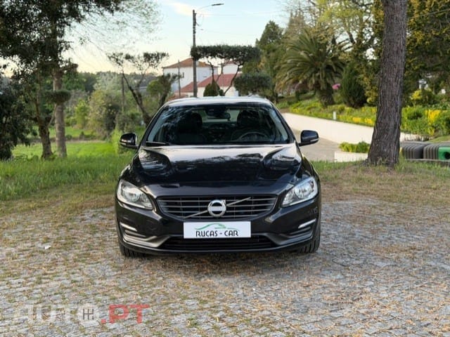 Volvo S60 2.0 D4 Momentum