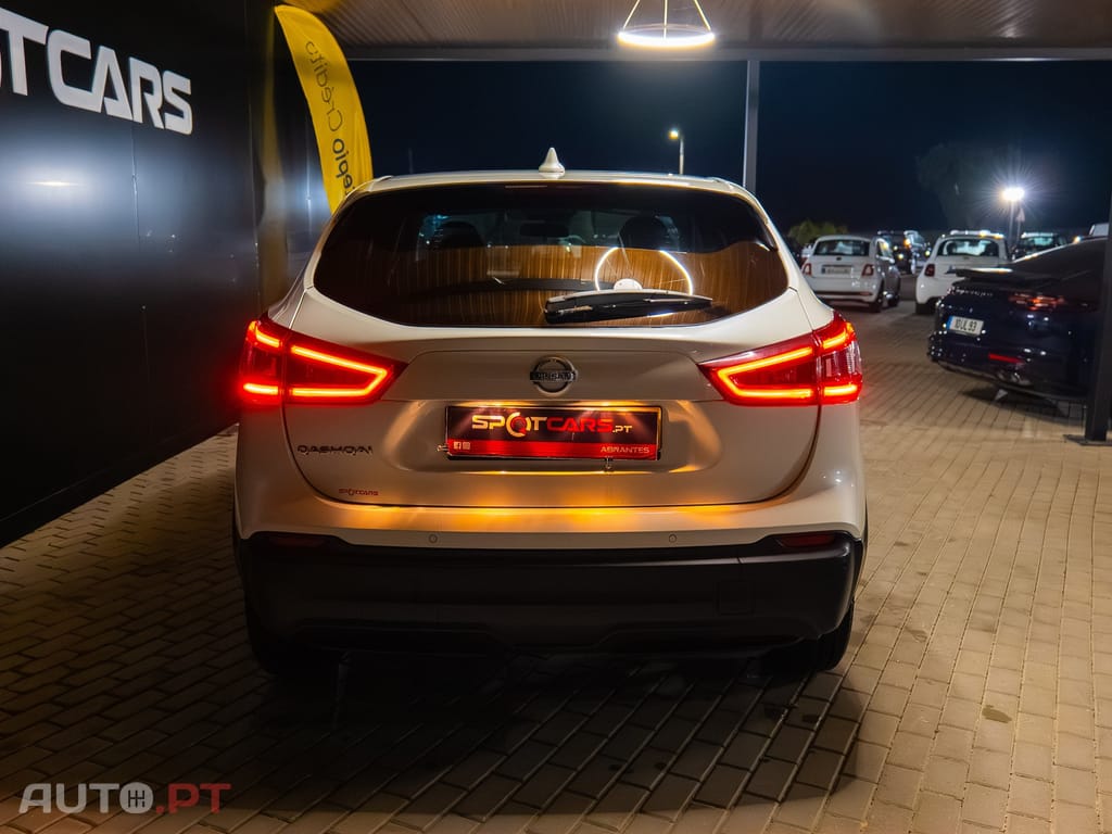 Nissan Qashqai 1.5 dCi N-Connecta