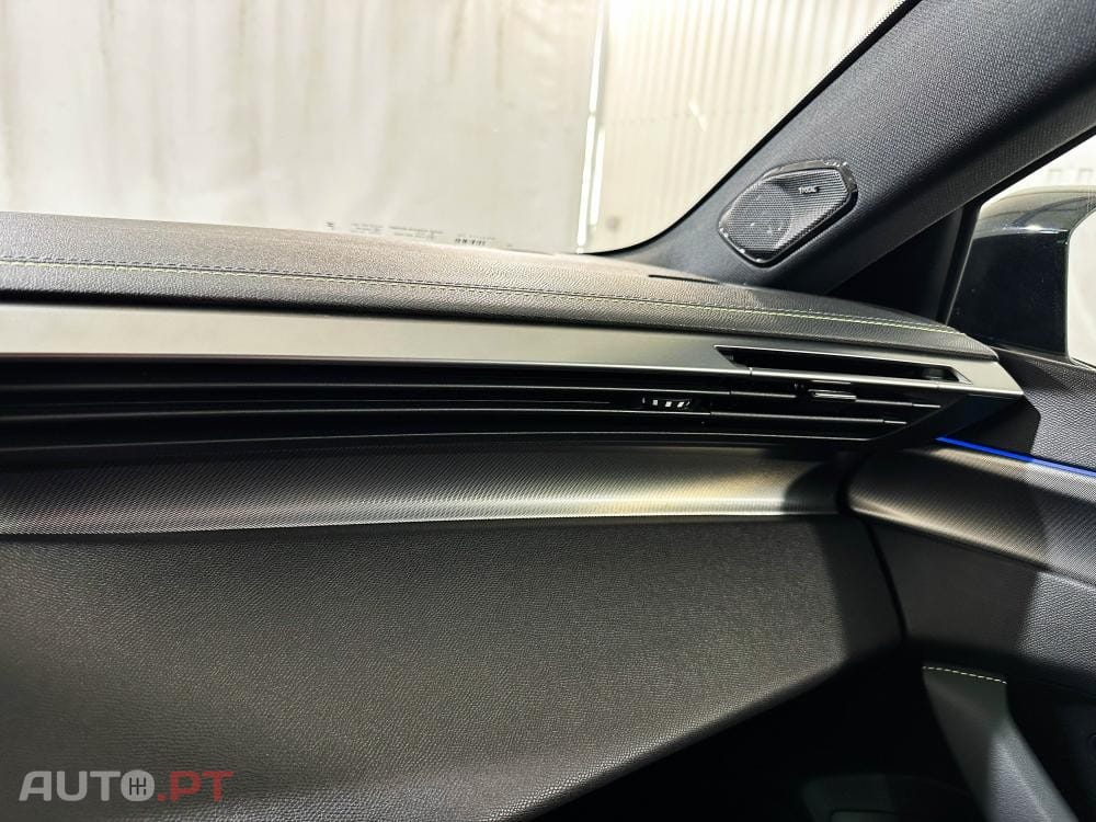 Peugeot 408 1.6 Hybrid GT e-EAT8