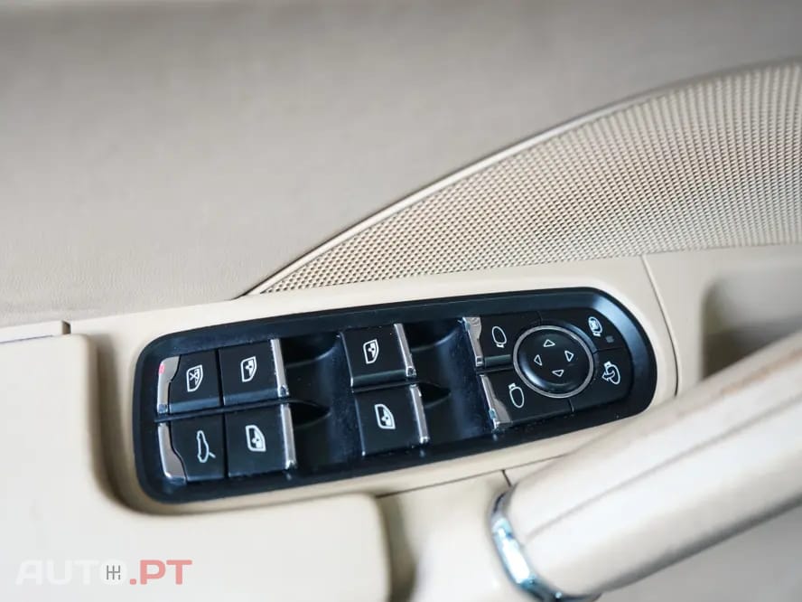 Porsche Cayenne 3.0 V6