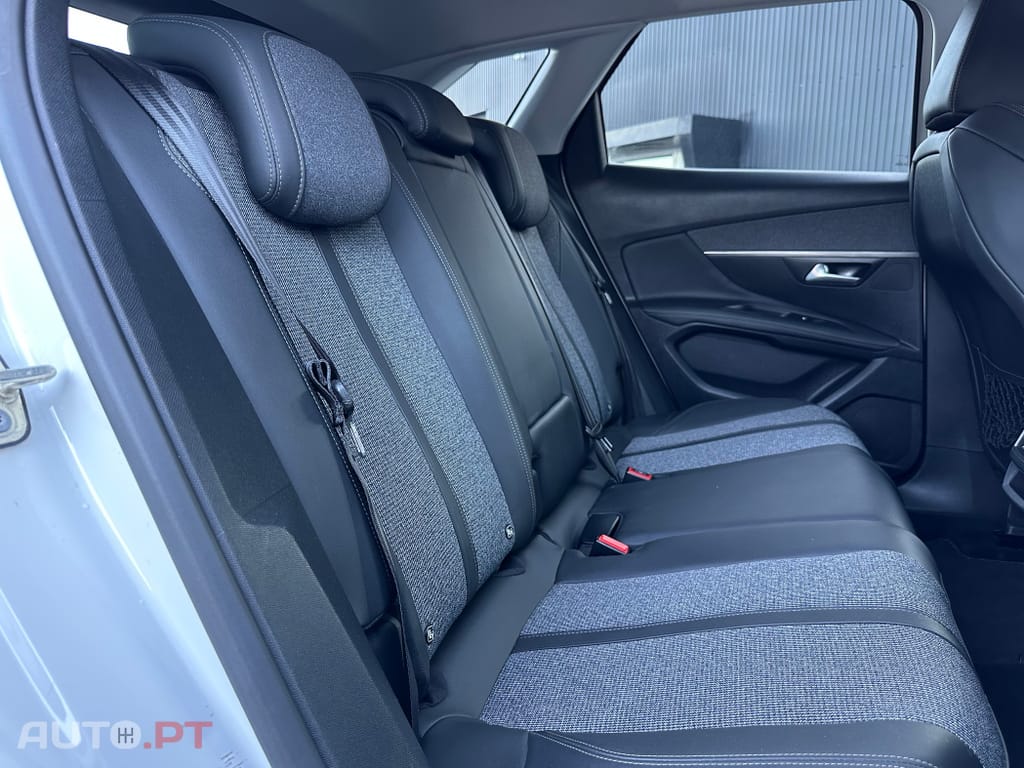 Peugeot 3008 1.2 PureTech Allure