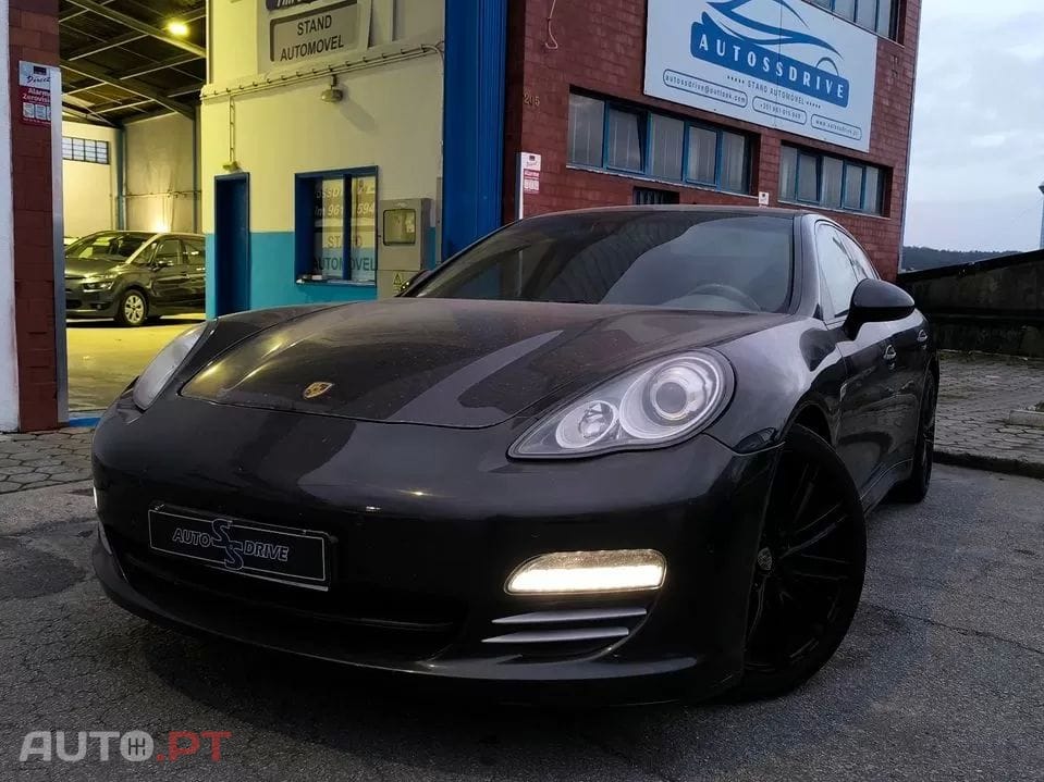 Porsche Panamera Platinum Edition PDK