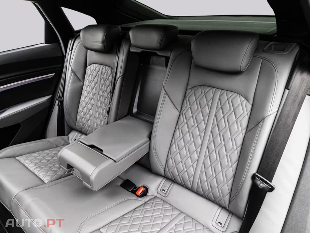 Audi E-Tron S BLACK I.V.A DEDUTIVEL 