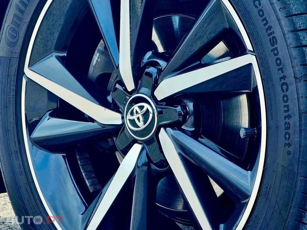 Toyota Auris 1.2 Turbo Team Deutschland