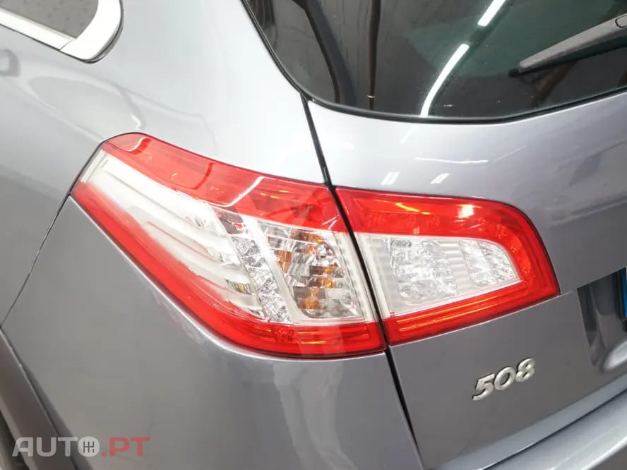 Peugeot 508 RXH 2.0 HDi Hybrid4 2-Tronic