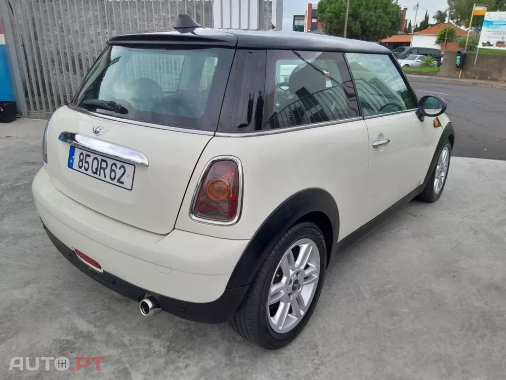 MINI Cooper D