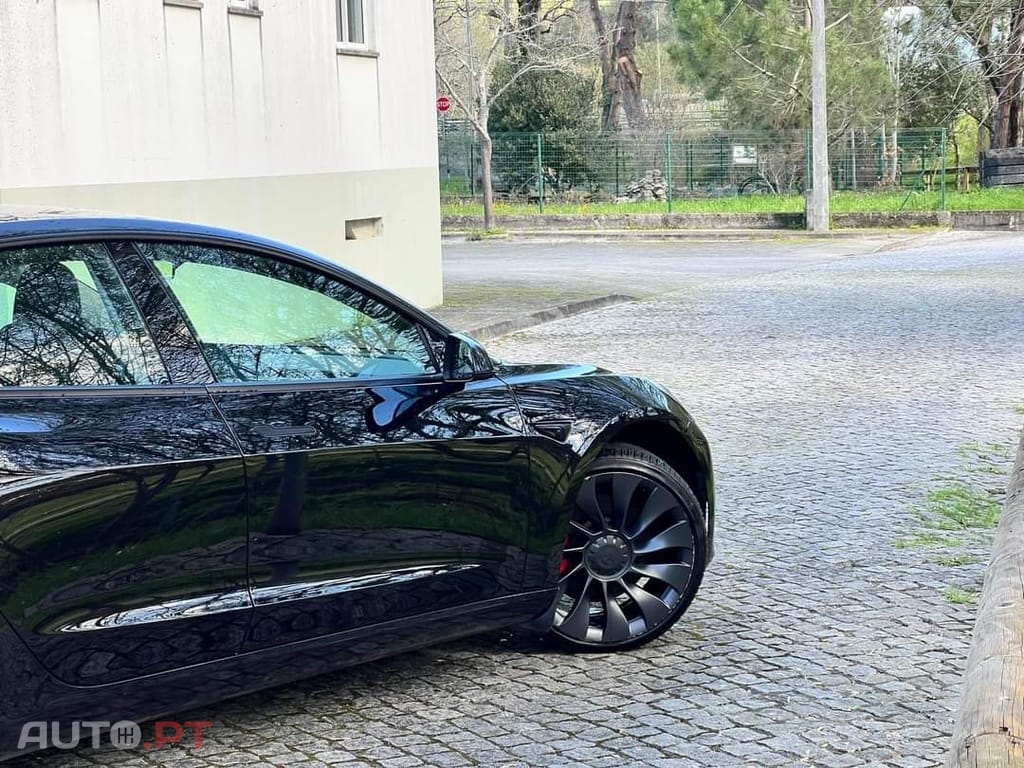 Tesla Model 3 Performance Dual Motor AWD
