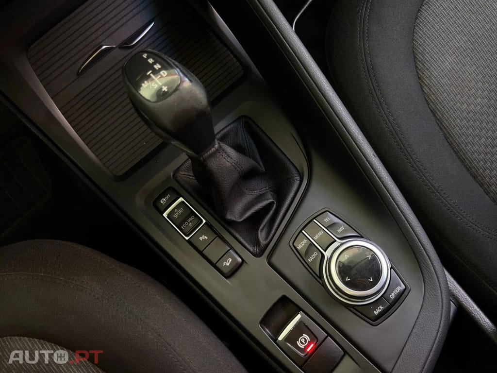 BMW X1 18d SDRIVE AUTO