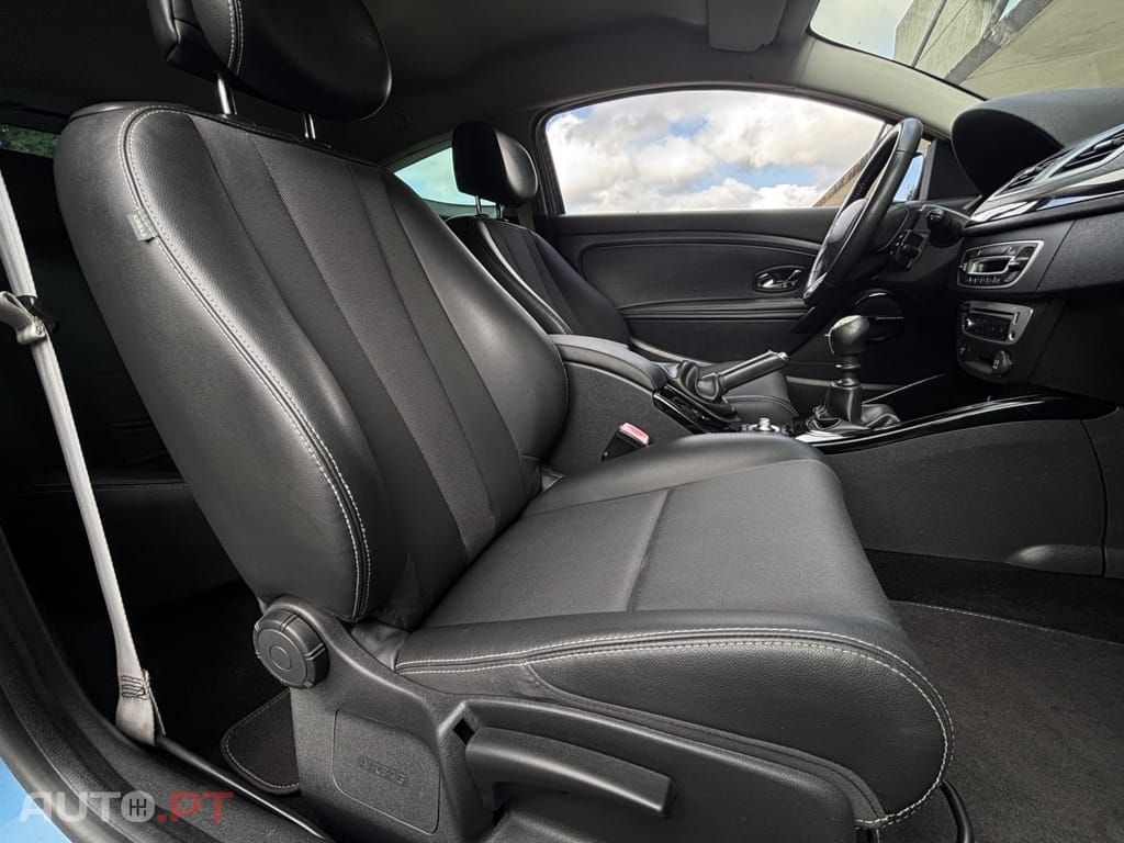 Renault Mégane Coupe 1.5 dCi Bose Edition SS