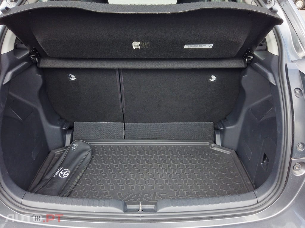 Toyota Yaris 1.0 VVT-i Confort Plus