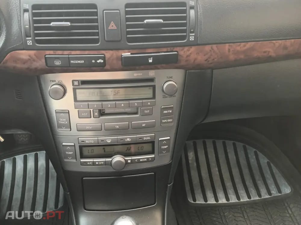 Toyota Avensis 2.0 D-4D Sol