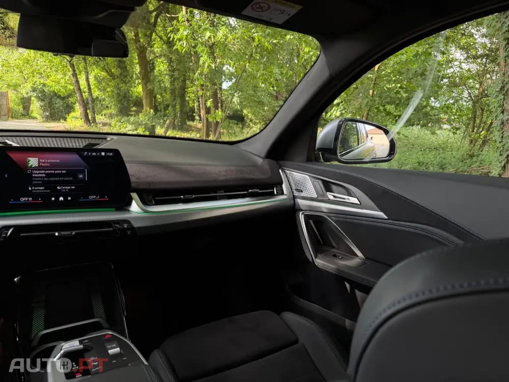 BMW iX2 xDrive30 Pack Desportivo M Pro