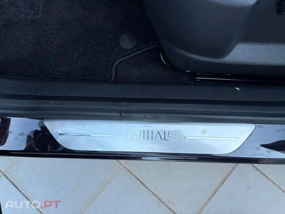 Renault Captur 1.2 TCe Initiale Paris EDC