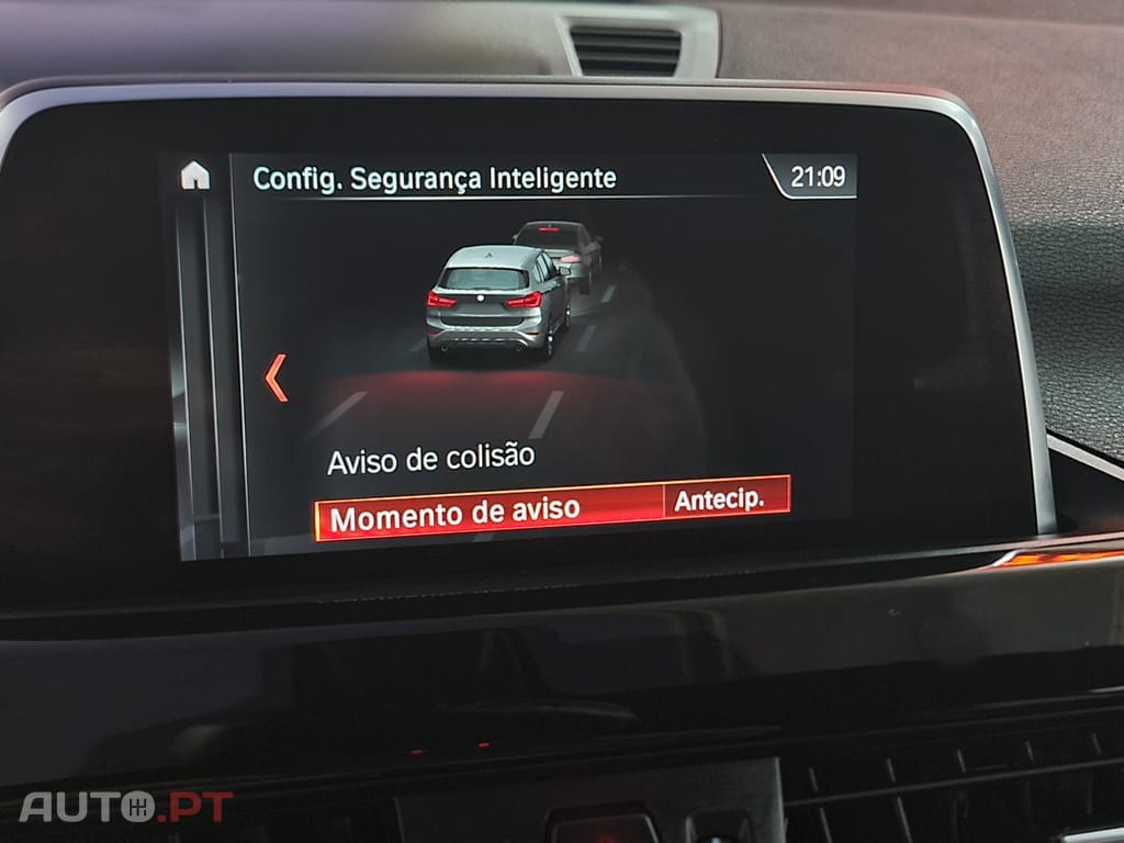 BMW X1 18 d sDrive Auto Line Sport
