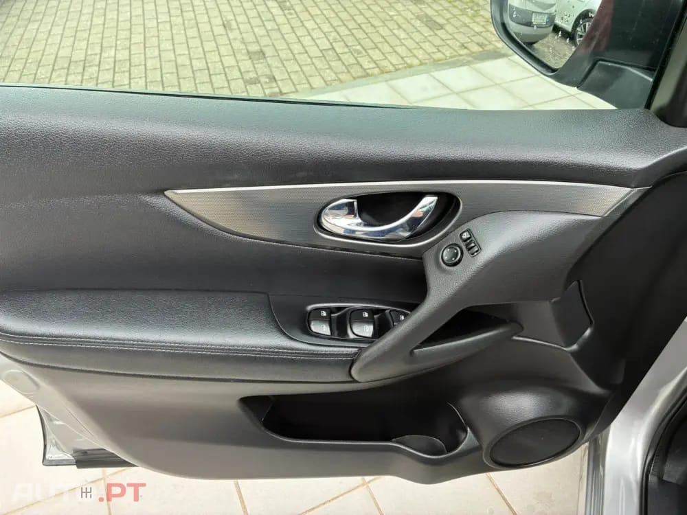 Nissan Qashqai 1.3 DIG-T N-Connecta