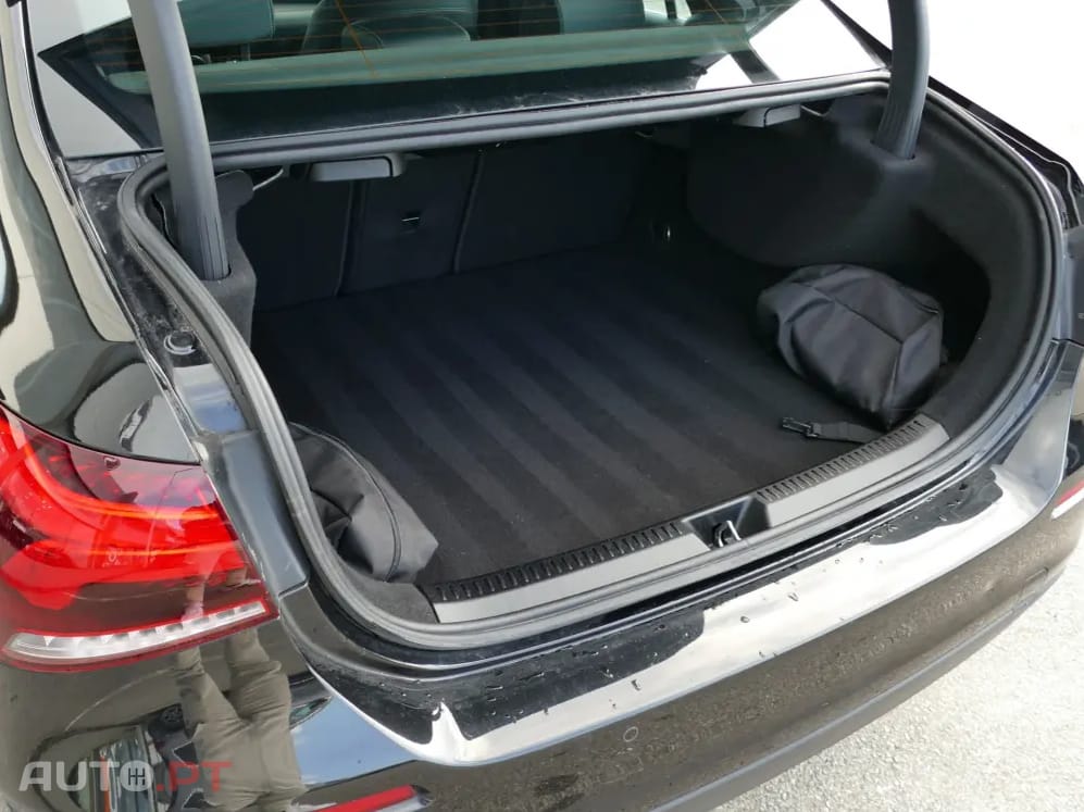 Mercedes-Benz A 250 e Style Plus