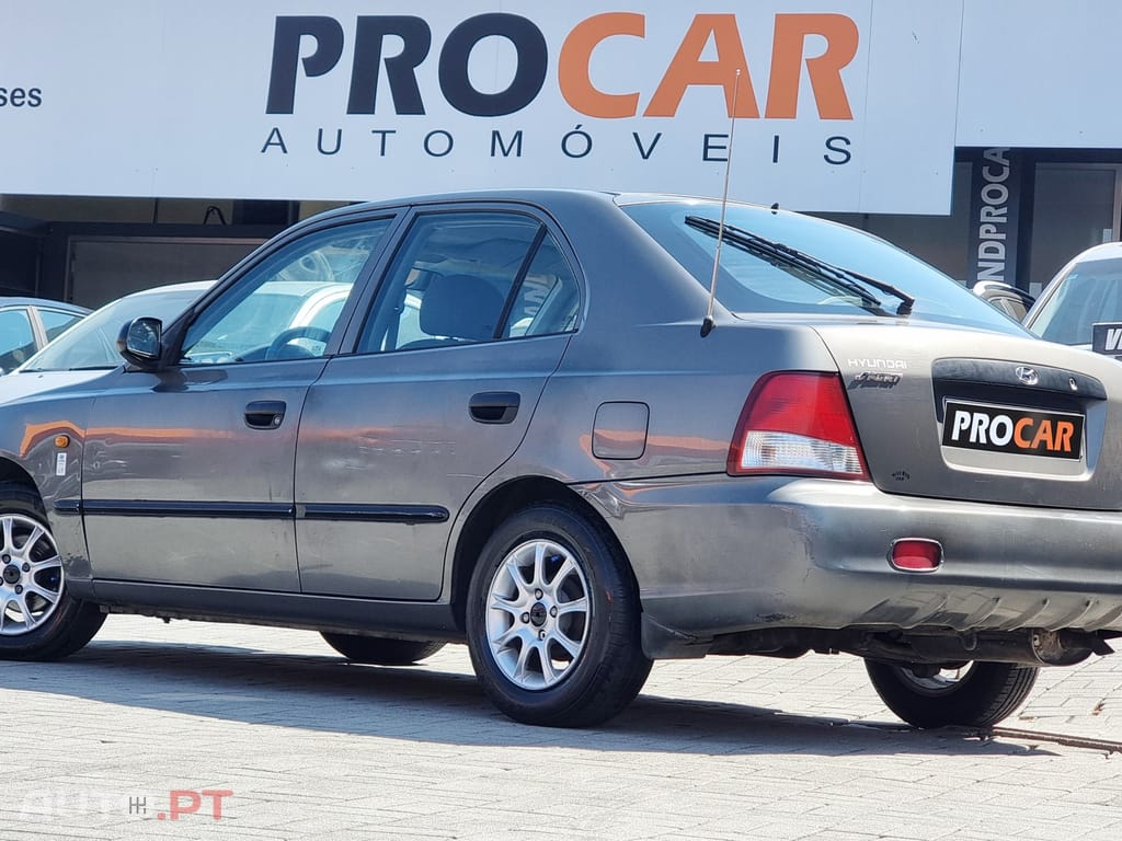 Hyundai Accent 1.3 GL