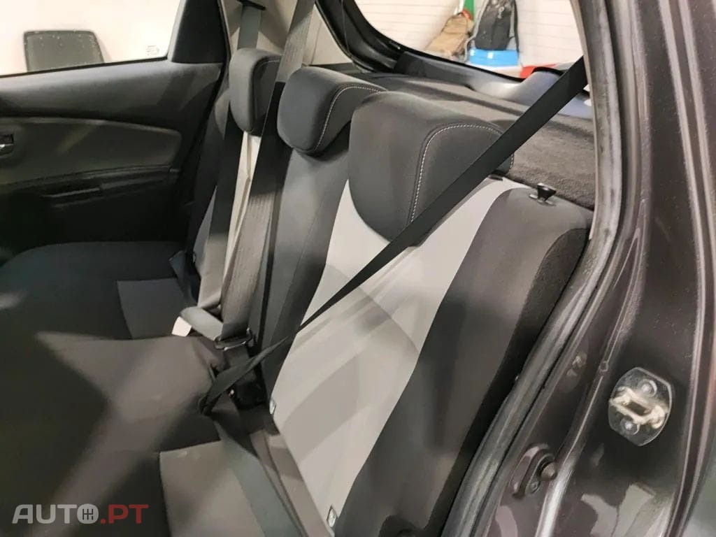 Toyota Yaris 1.5 HSD Comfort